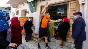 Rote Karte für Corona-Verstöße