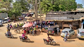 Wie zwei Europäer Ostafrika E-mobil machen wollen