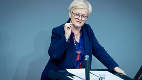 Streit über Agrarpolitik im Bundestag