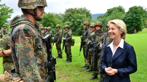 Streit über hohe Kosten bei der Bundeswehr