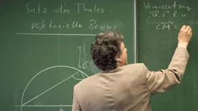 Ohne Bezahlung in die Sommerferien?