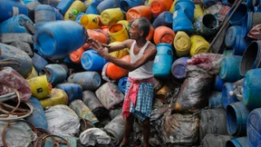 Sinkende Rohstoffpreise entlasten Asien