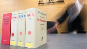 Warum Gesetze oft nicht schön, schlank und verständlich sind