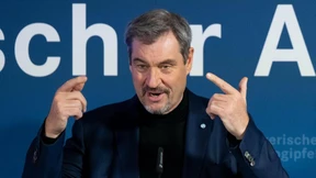 Söder fordert „Autowende“