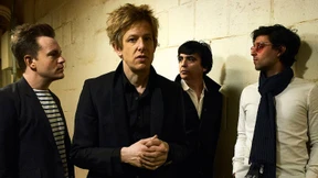 Surrealer Straßenfeger