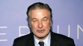 Alec Baldwin soll bei „Rust“-Dreh doch abgedrückt haben
