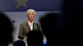 Lagarde fordert fiskalpolitische Hilfe von Regierungen