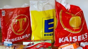 Gabriel stellt Bedingungen für Kaiser’s-Übernahme durch Edeka