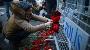 Angriff auf ein Symbol Istanbuler Leichtigkeit