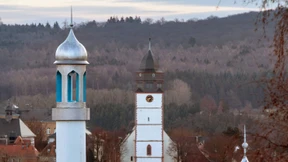 Keine Angst vor Moschee und Minarett