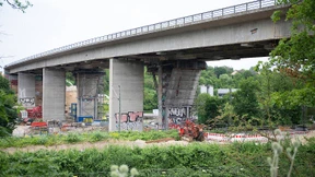 Sperrung der Salzbachtalbrücke lässt Verkehrschaos befürchten