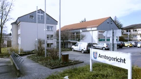 Mutter mit Machete verletzt