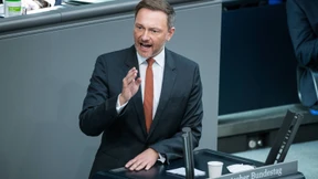 100 Milliarden Euro als „Investition in die Freiheit“