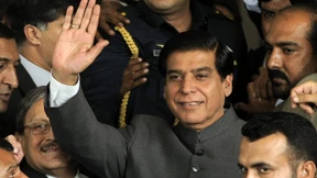 Verfassungsgericht ordnet Festnahme Ashrafs an