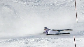 Angeschlagen, ausgerutscht