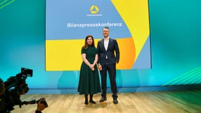 Wie die Commerzbank ihren Rekordgewinn um 50 Prozent steigern will