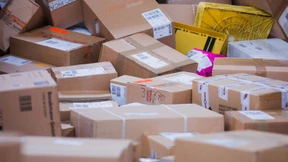 Entwarnung nach Großeinsatz wegen verdächtigen Pakets