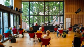 Ohne Plexiglas kein Autogramm