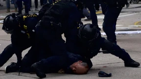 Polizei geht gegen Demokratie-Aktivisten vor