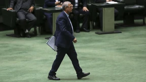 Parlament schasst Rohanis Arbeitsminister