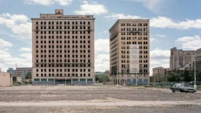 Komm in die totgesagte Stadt