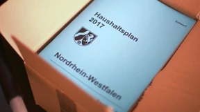 NRW erzielt ersten Haushaltsüberschuss seit mehr als 40 Jahren