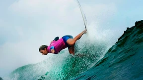 Mit dem Surfbrett aus der Armut