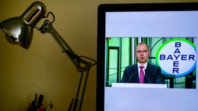 Die Bayer-Führung gewinnt die Aktionäre zurück