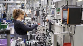 Der Mut einer 101-Jährigen und ein Autoriese im Umbruch