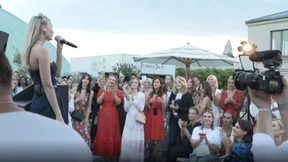 Frauen feiern das Female Empowerment