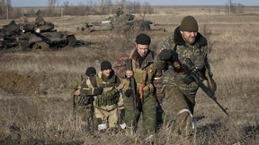 Armee setzt Abzug schwerer Waffen aus