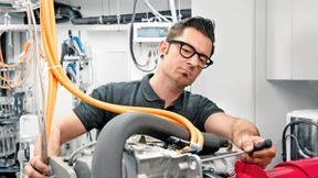 Wo Vitesco schneller als Schaeffler ist