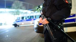 Verdächtiger Gegenstand vor dem Stadion gefunden