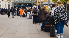 Britische Wirtschaft schrumpft leicht