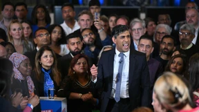 Eine Partei zerfleischt sich selbst