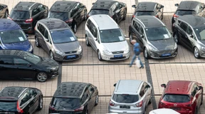 Kunden sollen vor Autokauf besser über Klimafolgen informiert werden