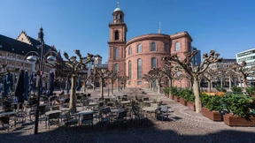 Kritik an Feier in der Paulskirche