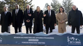 Zurück zu „G 6 plus 1“