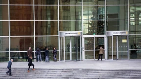 Das heikle Geschäft mit  Versicherungsmänteln 