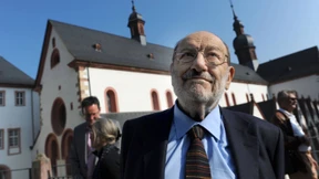 Die Rose hat einen deutschen Namen