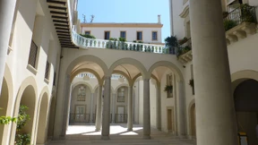 Hier lächeln keine Götter mehr