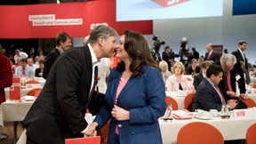 Nahles bringt Wowereit als Kanzlerkandidaten ins Spiel