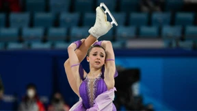 Auf dem Rücken eines Mädchens