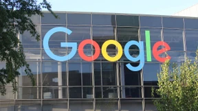 Kartellstrafe drückt Gewinn von Alphabet