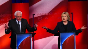 Clinton wirft Sanders Illoyalität gegenüber Obama vor