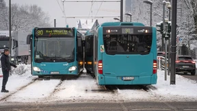Warum der Nahverkehr so schnell ins Schlittern gerät