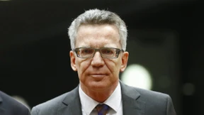 De Maizière: Die meisten kommen aus asylfremden Gründen
