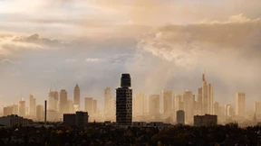 Spektakuläre Sicht auf die Skyline