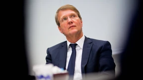 Bahn verschiebt Entscheidung über Pofalla