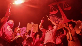 Zehntausende demonstrieren gegen Justizreform